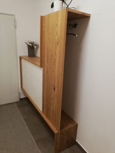 Laden Sie das Bild in den Galerie-Viewer, unikat vorzimmerkommode