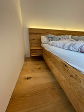 Laden Sie das Bild in den Galerie-Viewer, unikat Bett "FLOAT"